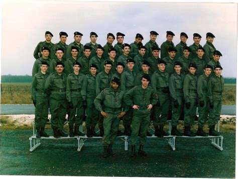 Photo de classe Service Militaire contingent 89 02 de 1989 403 ème R a