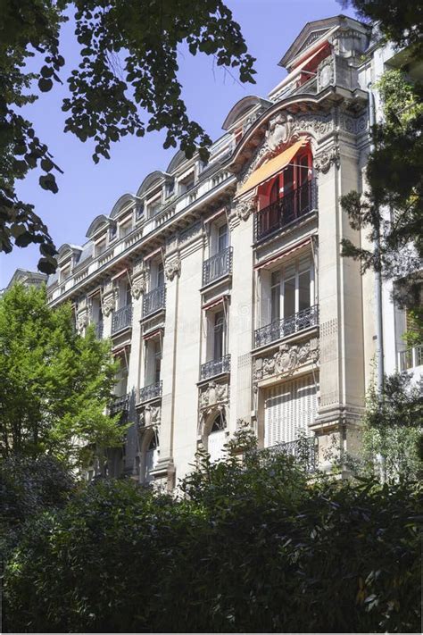 Par S Francia De Junio De Edificios Residenciales Parisinos