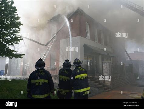 St Louis United States Th Apr St Louis Firefighters Battle