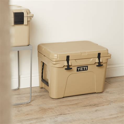 Yeti Tundra 35l Cooler Tan End Gb