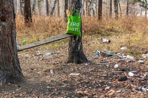 Uma Sacola De Tecido Verde A Inscri O Zero Desperd Cio Fica Na