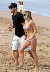 Leann Rimes Bikini Candids On The Beach In Maui Hawaii Hawtcelebs