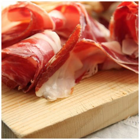 Y Tan Flamenca Jamón Iberico Un Tesoro En La Mesa