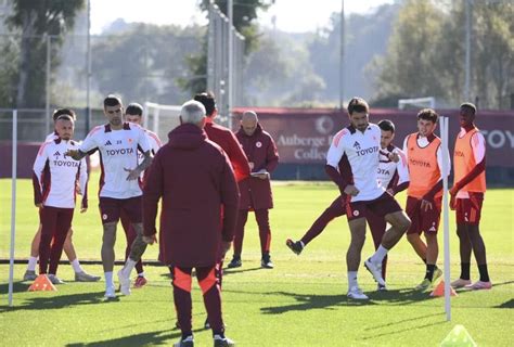 Ferrazza La Squadra Si Allenata Pochissimo A Trigoria Manca La