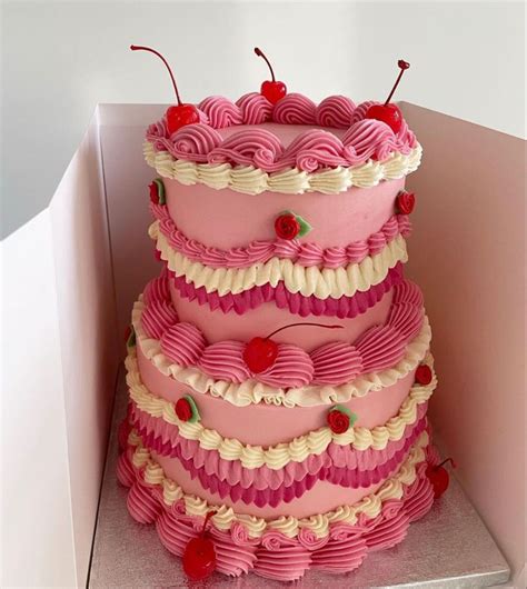 Pin By Aysanmis On Cake Vintage Birthday Cakes Creative Birthday