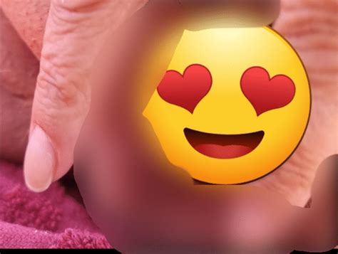 DickeTitte70 Am FKK Strand Mit Der Muschi Gespielt Sex Video Free