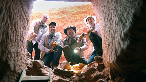 Secret Tomb Found Under Indiana Jones Filming Location In Petra Fav