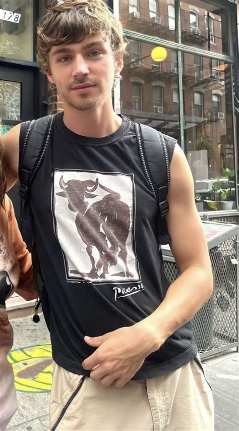 Miles Heizer Miles Heizer Hot Attractive Guys Beautiful Men Faces