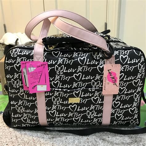 Betsey Johnson Weekender Credit Guarantee