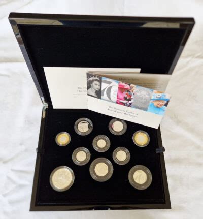 Platinum Jubilee Silver Proof Celebration Coin Set Royal Mint M