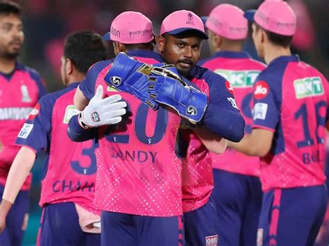 Ipl Riyan Parag Bowlers Propel Rr To Run Win Over Dc