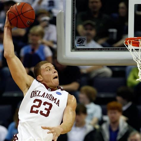 Ranking the 10 Most Electrifying Dunkers in NCAA Basketball in the Past ...