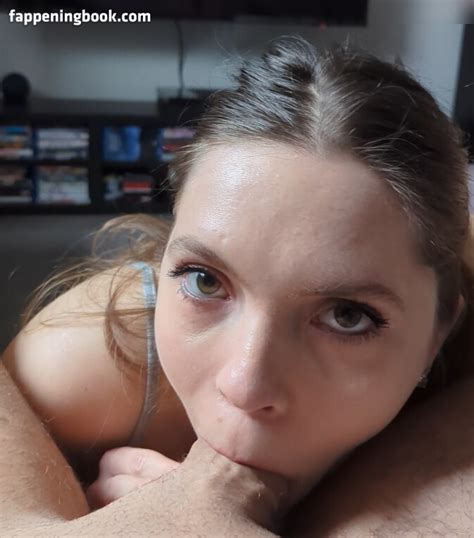 Treta Ghunberg Nude OnlyFans Leaks Fappening FappeningBook