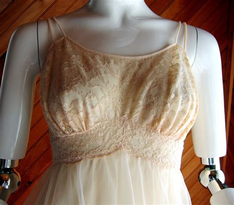 Vanity Fair Baby Doll Nightgown Chiffon Nightgown Sexy Nightie Vintage Lingerie Negligee