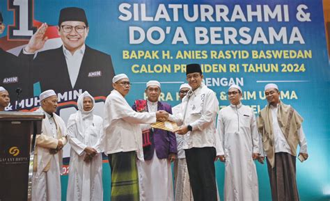 Ulama Dan Habaib Se Kalimantan Selatan Deklarasi Dukung Pasangan AMIN