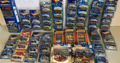 Коллекцию машинок Hot Wheels оценили в 1 6 млн рублей