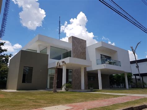 Hermosa casa en el Urubó UltraCasas us 419 000 UC 640122