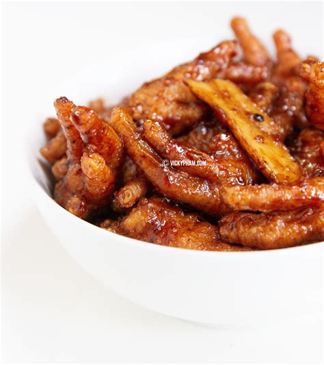 Dim Sum Style Braised Chicken Feet With Black Bean Sauce — Vietnamese