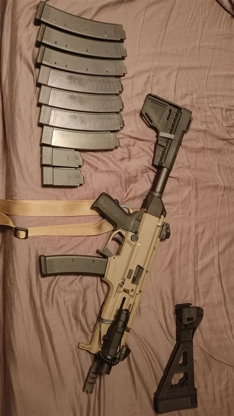 Two Tone Tuesday With The Fde Cz Scorpion Evo Pathfinder Mlok Forend Hbi Extended Operating