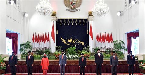 Reshuffle Kabinet 2021: Daftar & Jejak Perombakan Menteri Jokowi