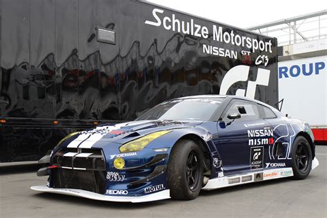 Nissan Gt R Nismo Gt3 Completes The Nürburgring 24 Hour Race In The Sp9 Class May 22 2013