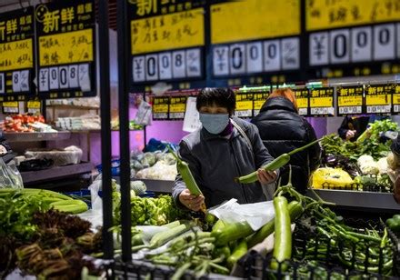 Woman Shops Wet Market Shanghai China Editorial Stock Photo Stock