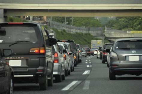 高速道路が渋滞していても一般道に降りないほうがいいワケ 自動車情報・ニュース Web Cartop