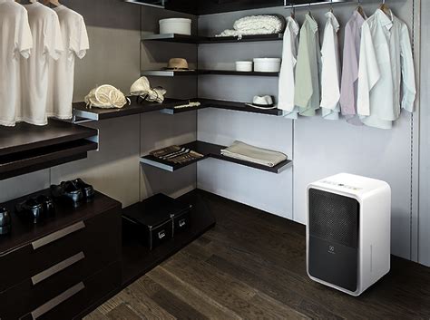 Осушитель воздуха Electrolux EDH-15L воздуха купить в Санкт-Петербурге ...