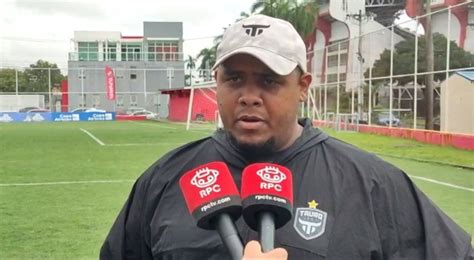 Lpf Tauro Fc Anuncia La Salida Del Dt Francisco Perlo