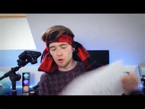 Dan Drawing With A Blindfold On Funny To👨 Dantdm Blindfold Funny