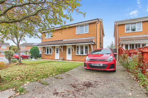 3 Bed Semi Detached House For Sale Ref 609280