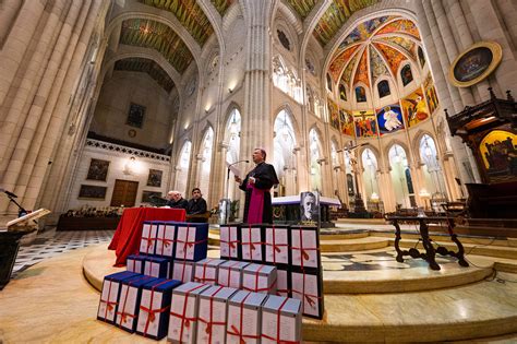 Cardenal Carlos Osoro En La Clausura Diocesana De La Causa De 140