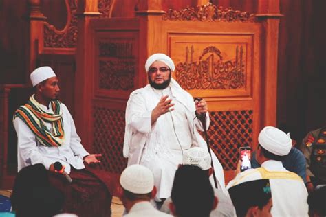 Tablig Akbar Di Masjid Agung Bersama DR Habib Muhammad Bin Husein