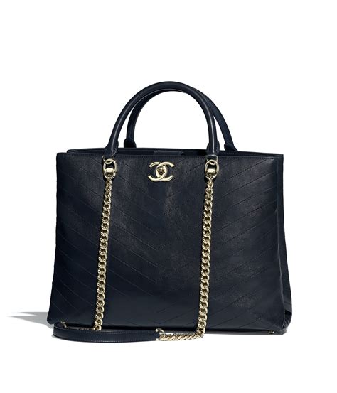 Large Tote Calfskin And Gold Tone Metal Navy Blue Chanel