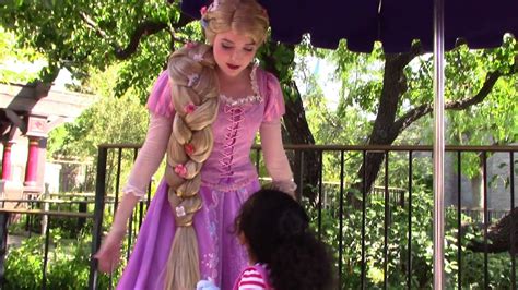 Rapunzel At Disneyland Meet And Greet Disneyland 60th Anniversary Hd Quality Youtube