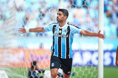 Suárez lidera artilharia entre jogadores da Série A do Brasileiro