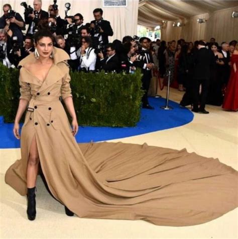 Priyanka Chopras Elegant Met Gala Dress Took 250 Hours To Prepare