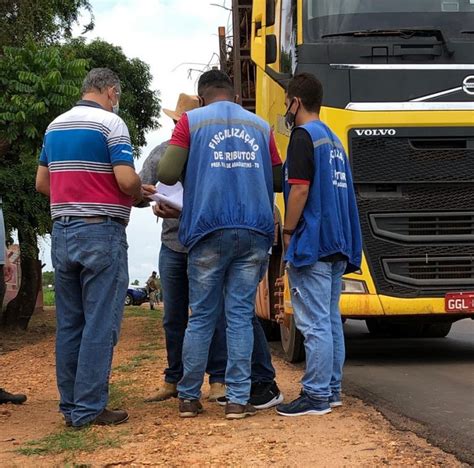 ARAGUATINS Blitz tenta coibir circulação de cargas irregulares Folha