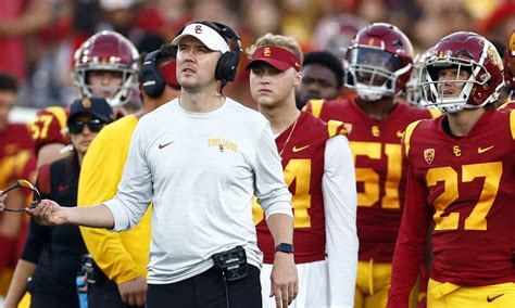 Pac 12 Preview Lincoln Riley Enter His Sophomore Season At Usc