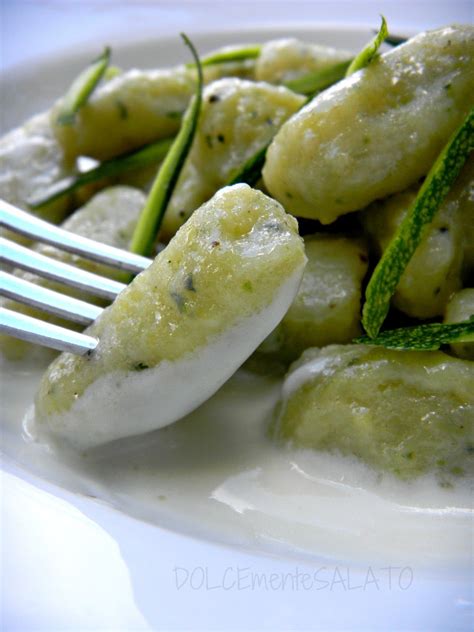 Gnocchi Di Zucchine Con Fonduta Tiepida Di Losa Ricette Gnocchi