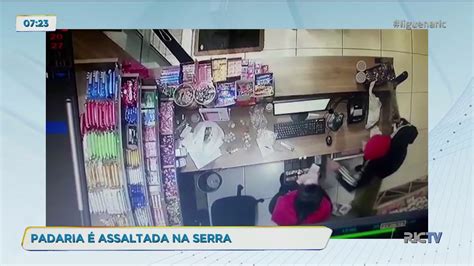 Homem Armado Rende Atendente E Assalta Padaria Na Serra Catarinense