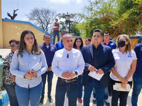 Gobernador Rosales anunció la entrega de instrumentos gaiteros en