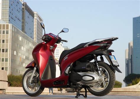 Honda Sh Sport Prezzo E Scheda Tecnica Moto It