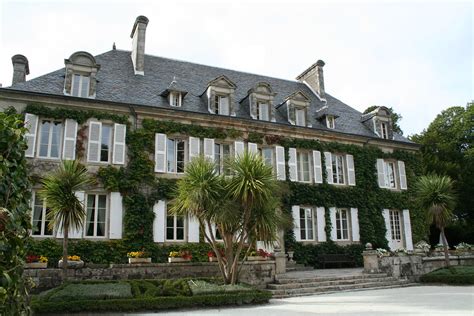 Manoir Du Hilguy The Manoir Which Has Several Apartments Flickr