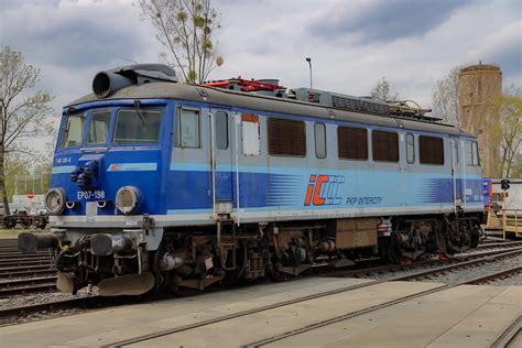 5 Lokomotyw Serii Euep07 Pkp Intercity Na Sprzedaż Portal Ilostanu