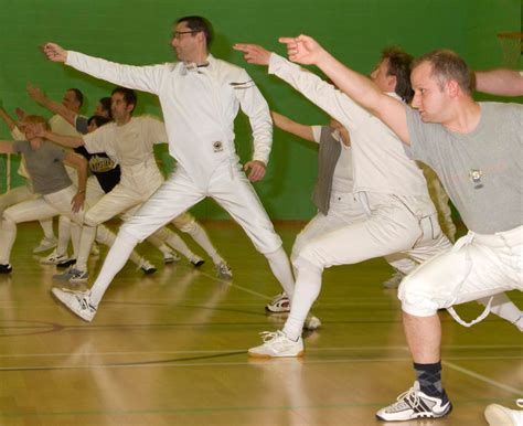 Swindon Fencing Club – Swindon Fencing Club offers coaching for adults ...