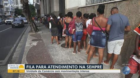 Usuários Do CadÚnico Enfrentam Filas Para Atendimento Em Posto No