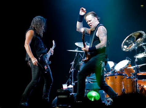 Metallica Rocking the Stage - HD Wallpaper