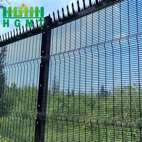 4 0mm Pvc Coated Anti Climb 358 Security Fencing Black