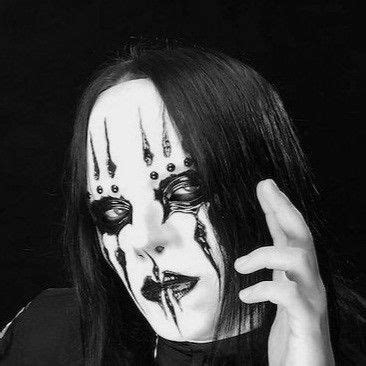 Pin De Belial Hms En Joey Jordison Artistas Imagenes De Rock Metal